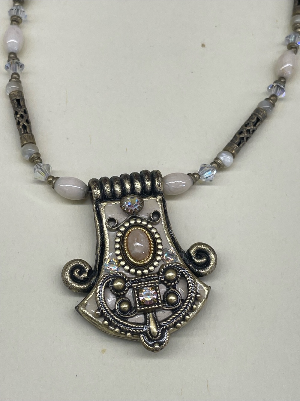 Vintage-Inspired Silver-Tone Pendant Necklace with Cream Beads